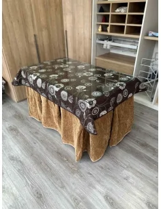 Ropa de Mesa Camilla Doble Grueso10 Pliegues Café con Tapete Mandala