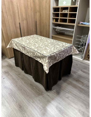 Ropa de Mesa Camilla Doble Grueso 10 Pliegues Chocolate con Tapete Planta