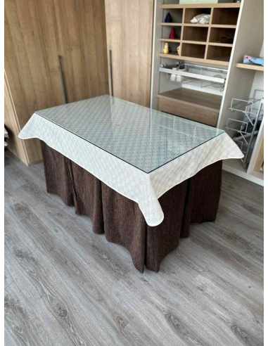 Ropa de Mesa Camilla Doble Grueso 10 Pliegues Chocolate con Tapete Crema