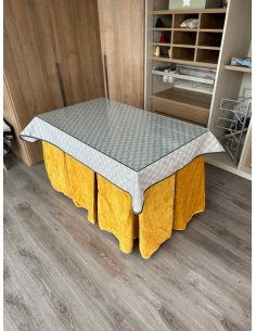 Ropa de Mesa de Camilla Doble Grueso 10 Pliegues Mostaza con Tapete Rombos