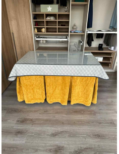 Ropa de Mesa de Camilla Doble Grueso 10 Pliegues Mostaza con Tapete Rombos 2