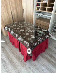 Ropa mesa camilla chenilla 8 pliegues color Rojo con Tapete Mandala