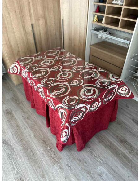 Ropa chenilla 8 pliegues color Rojo con Tapete Eclipse