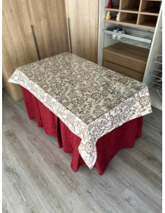 Ropa chenilla 8 pliegues color Rojo con Tapete Planta