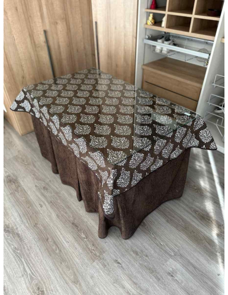Ropa mesa camilla chenilla 8 pliegues color Chocolate con Tapete Acebo