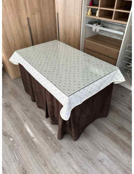 Ropa mesa camilla chenilla 8 pliegues color Chocolate con Tapete Lazos