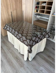 Ropa de mesa chenilla 8 pliegues color Beige con Tapete Acebo