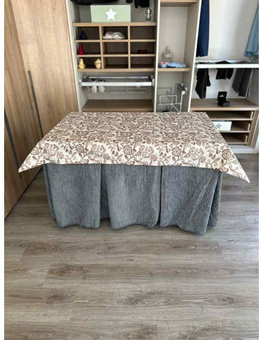 Ropa d mesa camilla chenilla 8 pliegues color Gris con Tapete Planta