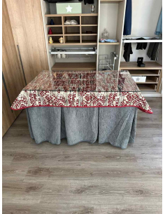 Ropa de mesa chenilla 8 pliegues color Gris con Tapete Mosaico 2