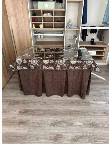 Ropa mesa camilla chenilla 8 pliegues color Chocolate con Tapete Mandala