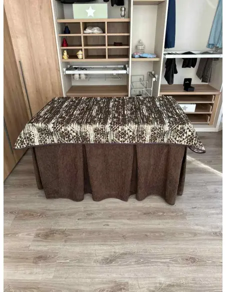 Conjunto Ropa Chenilla 8-10 Pliegues color Chocolate con Tapete Tiramisu