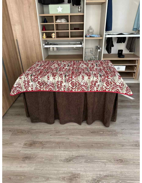 Conjunto Ropa Chenilla 8-10 Pliegues color Chocolate con Tapete Mosaico