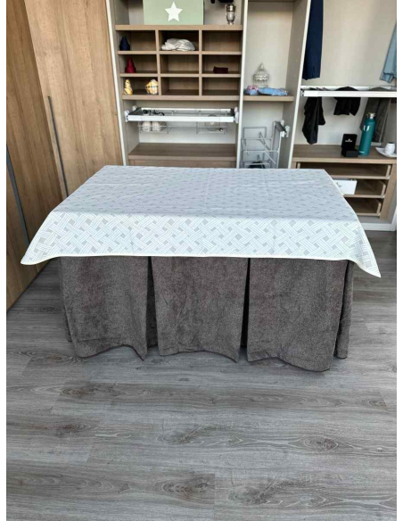 Conjunto Antimanchas Extragruesa Ultraeficiente Chocolate con Tapete Lazos