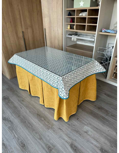 Falda Mesa Camilla Antimanchas Extragruesa Ultraeficiente Mostaza con Tapete Geo