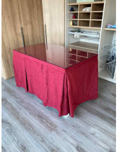 Ropa de mesa chenilla 8 pliegues color Rojo