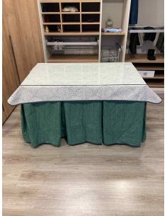 Ropa de Mesa Camilla Chenilla 10 Pliegues color Verde con Tapete Sol 2