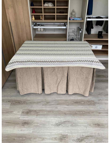 Ropa mesa camilla Chenilla 10 Pliegues color Topo con Tapete Estriado