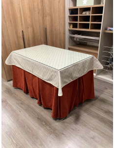 Ropa de Mesa Camilla Chenilla 10 Pliegues color Teja con Tapete Crema