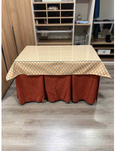 Ropa de Mesa Camilla Chenilla 10 Pliegues color Teja con Tapete Libano Naranja 2