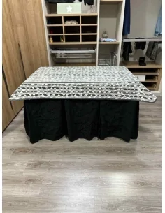 Ropa de Mesa Camilla Chenilla 10 Pliegues color Negro con Tapete Sena 2