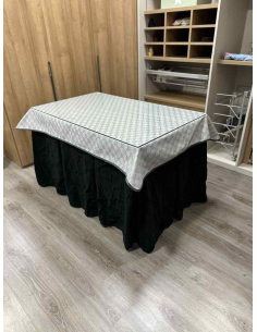 Ropa de Mesa Camilla Chenilla 10 Pliegues color Negro con Tapete Rombos