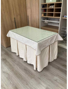 Ropa de Mesa Camilla Chenilla 10 Pliegues color Marfil con Tapete Amanecer