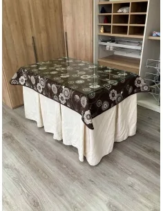 Ropa de Mesa Camilla Chenilla 10 Pliegues color Marfil con Tapete Mandala