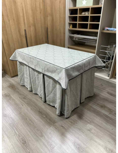 Ropa de Mesa Camilla Chenilla 10 Pliegues color Gris Claro con Tapete Sol