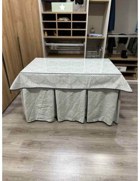 Ropa de Mesa Camilla Chenilla 10 Pliegues color Gris Claro con Tapete Sol