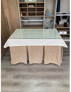 Ropa de Mesa Camilla Chenilla 10 Pliegues color Beige con Tapete Crema 2