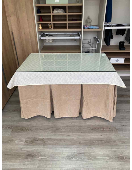 Ropa de Mesa Camilla Chenilla 10 Pliegues color Beige con Tapete Crema