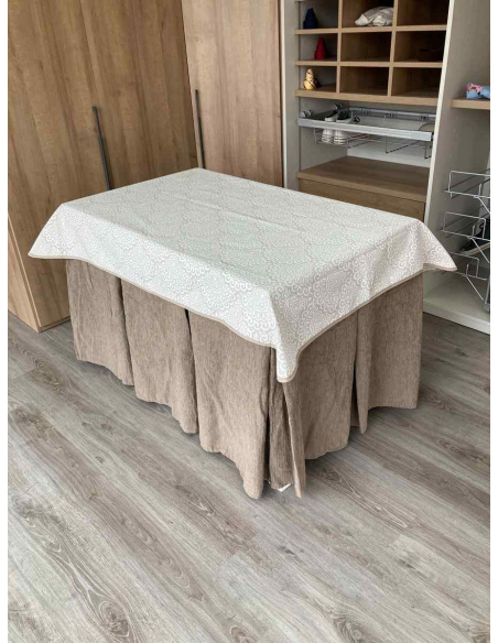 Conjunto Chenilla 8-10 Pliegues color Topo con Tapete Amanecer