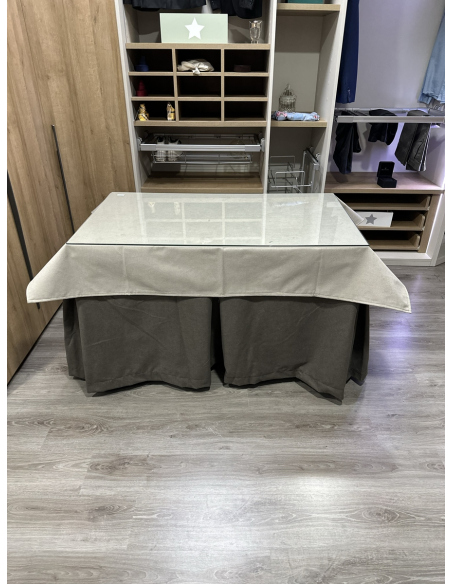 Ropa de Mesa Camilla Antimanchas Aterciopelada Triplegrueso color Chocolate con Tapete Liso Beige