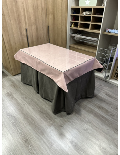 Ropa de Mesa Camilla Antimanchas Aterciopelada Triplegrueso color Chocolate con Tapete Liso Rosa