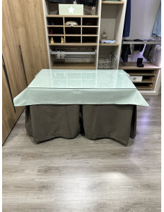 Ropa de Mesa Camilla Antimanchas Aterciopelada Triplegrueso color Chocolate con Tapete Liso Roca 2