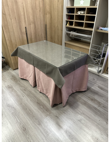 Ropa de Mesa Camilla Antimanchas Aterciopelada Triplegrueso color Rosa con Tapete Liso Chocolate