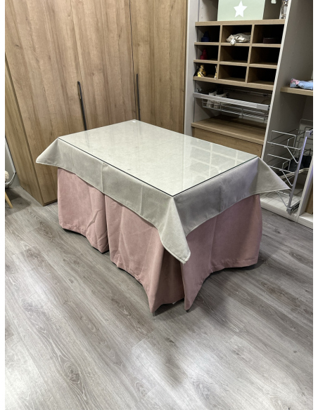 Ropa de Mesa Camilla Antimanchas Aterciopelada Triplegrueso color Rosa con Tapete Liso Beige