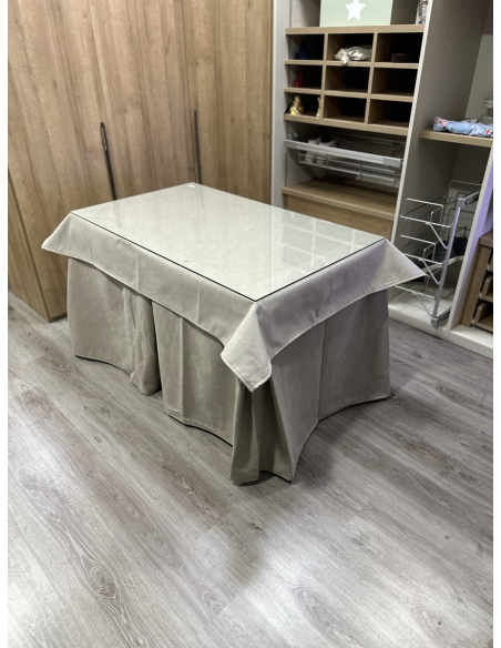 Ropa Antimanchas Aterciopelada Triplegrueso color Beige con Tapete Liso Beige