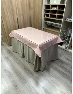 Ropa de Mesa de Camilla Antimanchas Aterciopelada Triplegrueso color Beige con Tapete Liso Rosa