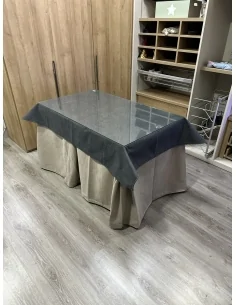 Ropa de Mesa de Camilla Antimanchas Aterciopelada Triplegrueso color Beige con Tapete Liso Grafito