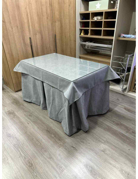 Ropa de Mesa Camilla Antimanchas Aterciopelada Triplegrueso color Gris con Tapete Liso Gris