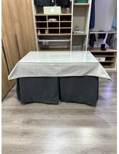 Ropa de Mesa Camilla Antimanchas Aterciopelada Triplegrueso color Grafito con Tapete Liso Marfil 2