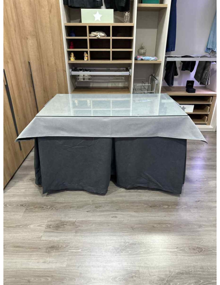 Ropa de Mesa Camilla Antimanchas Aterciopelada Triplegrueso color Grafito con Tapete Liso Gris