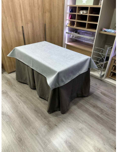 Conjunto Completo Antimanchas Aterciopelada Triplegrueso color Chocolate con Tapete Liso Gris 2