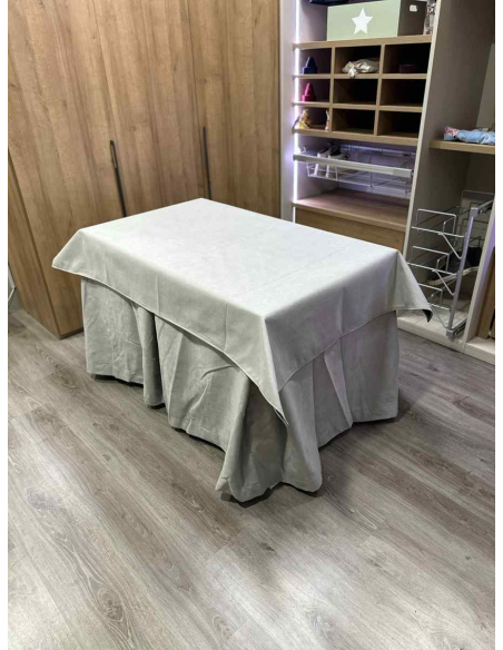 Conjunto Completo Antimanchas Aterciopelada Triplegrueso color Marfil con Tapete Liso Marfil