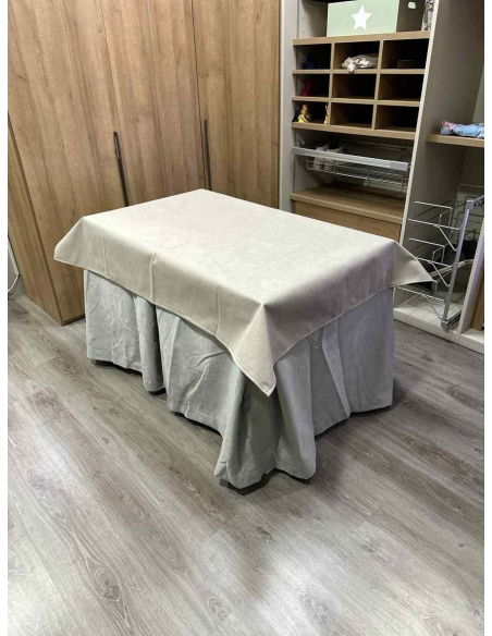 Conjunto Completo Antimanchas Aterciopelada Triplegrueso color Marfil con Tapete Liso Beige