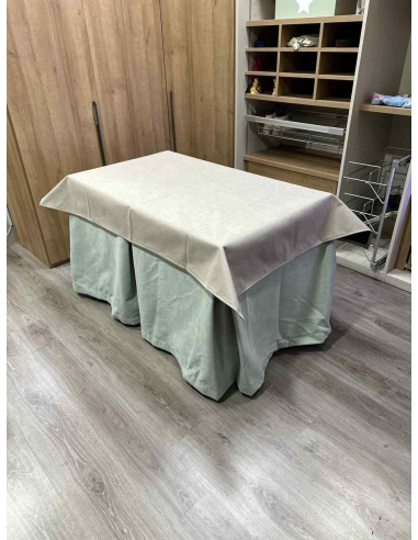 Conjunto Completo Antimanchas Aterciopelada Triplegrueso color Roca con Tapete Liso Beige