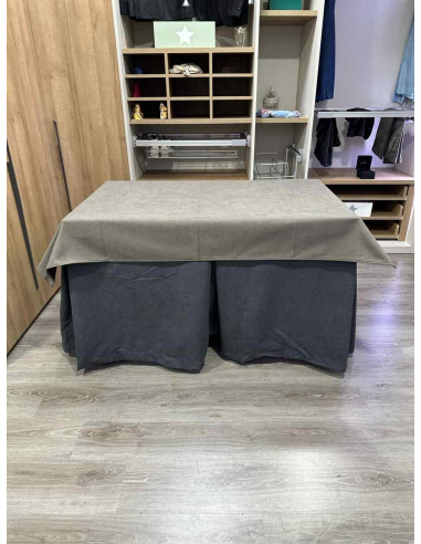 Conjunto Completo Antimanchas Aterciopelada Triplegrueso color Grafito con Tapete Liso Chocolate