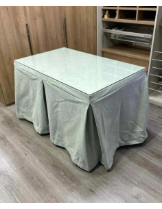 Mesa de camilla con brasero y radiador con ropa triplegrueso color roca