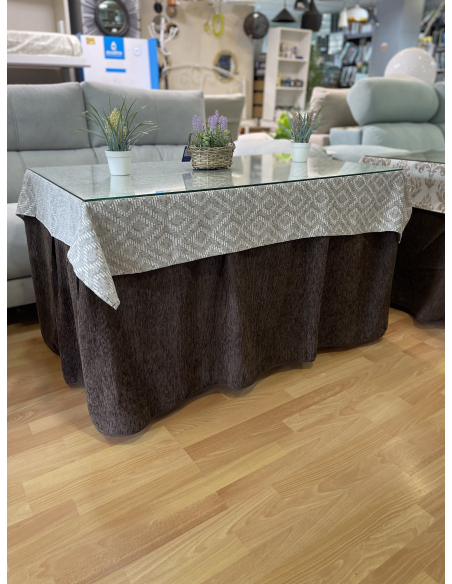 Conjunto Completo Chenilla Eco 8 Pliegues color Chocolate (incluye tapete)